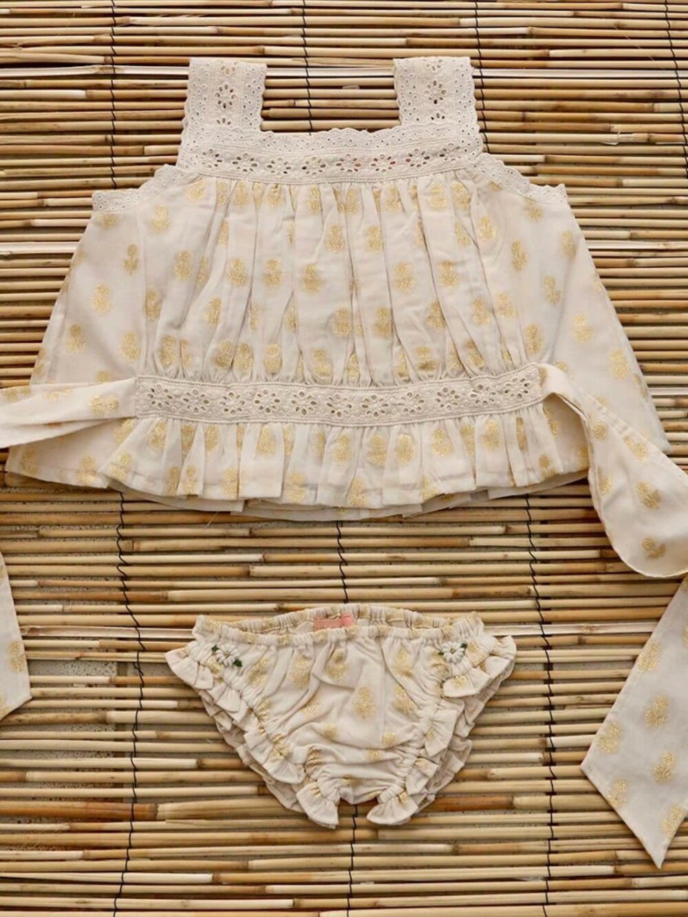 Bonjour Diary Top + Panty Set in Ivory & Gold Flowers — 6Y — EUC